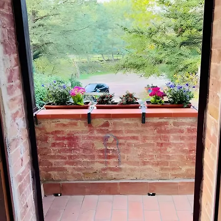 Podere La Miniera And Food 3* シエーナ