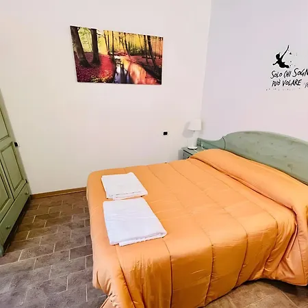 Podere La Miniera And Food Siena