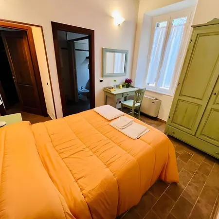 Bed & Breakfast Podere La Miniera And Food Siena