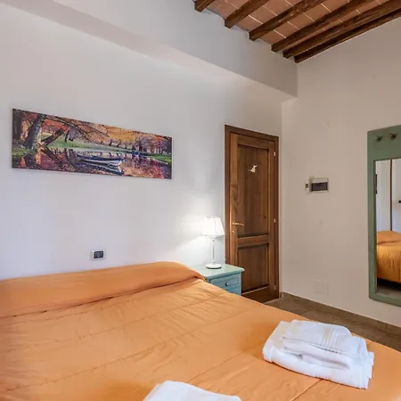 Podere La Miniera And Food Bed and Breakfast 3*