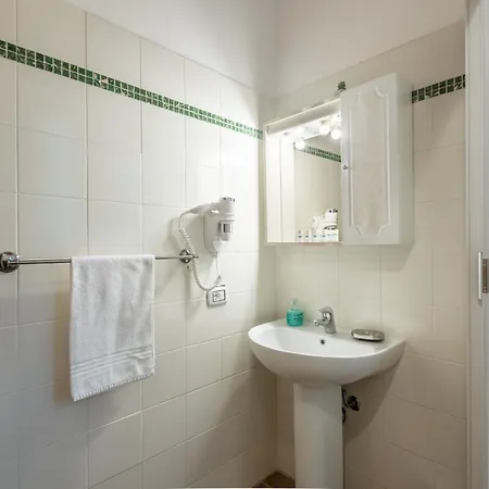 Podere La Miniera And Food Bed and Breakfast 3*