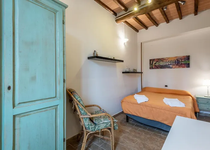 Podere La Miniera And Food B&B