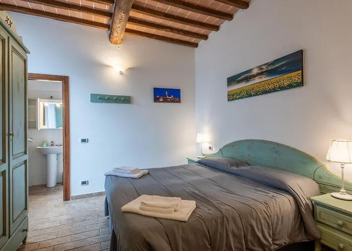 Podere La Miniera And Food Sienne