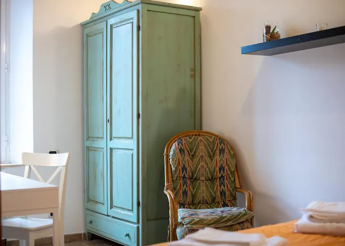 Couette-café Podere La Miniera And Food Sienne