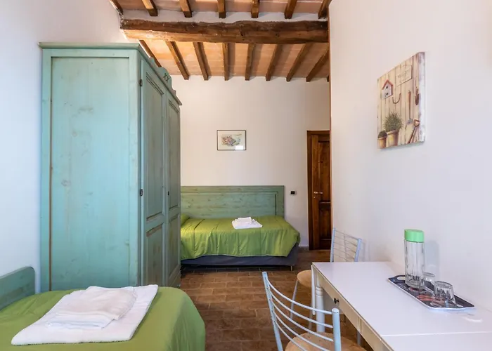 Podere La Miniera And Food Couette-café 3*